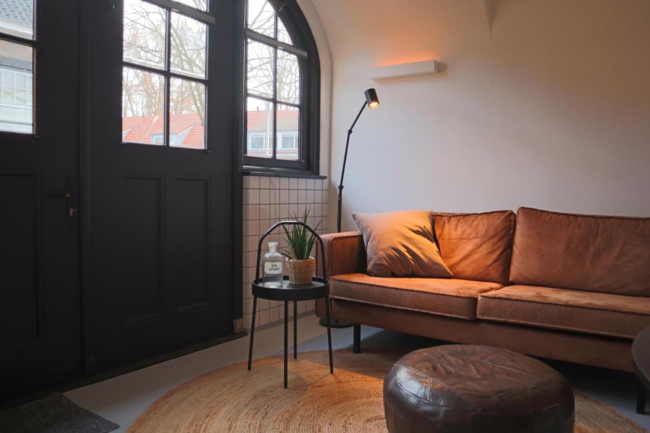 Overnachten In De Oude West-Indieschool Enschede Extérieur photo