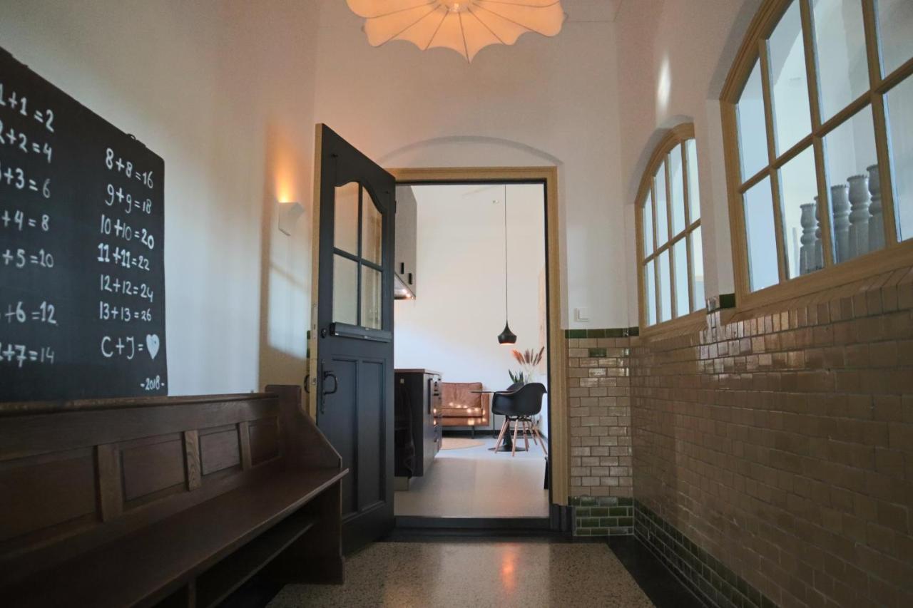 Overnachten In De Oude West-Indieschool Enschede Extérieur photo